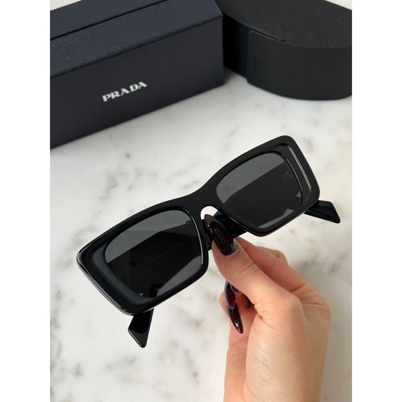 NEW Prada PR08YS Sunglasses in Black - Picture 4 of 10